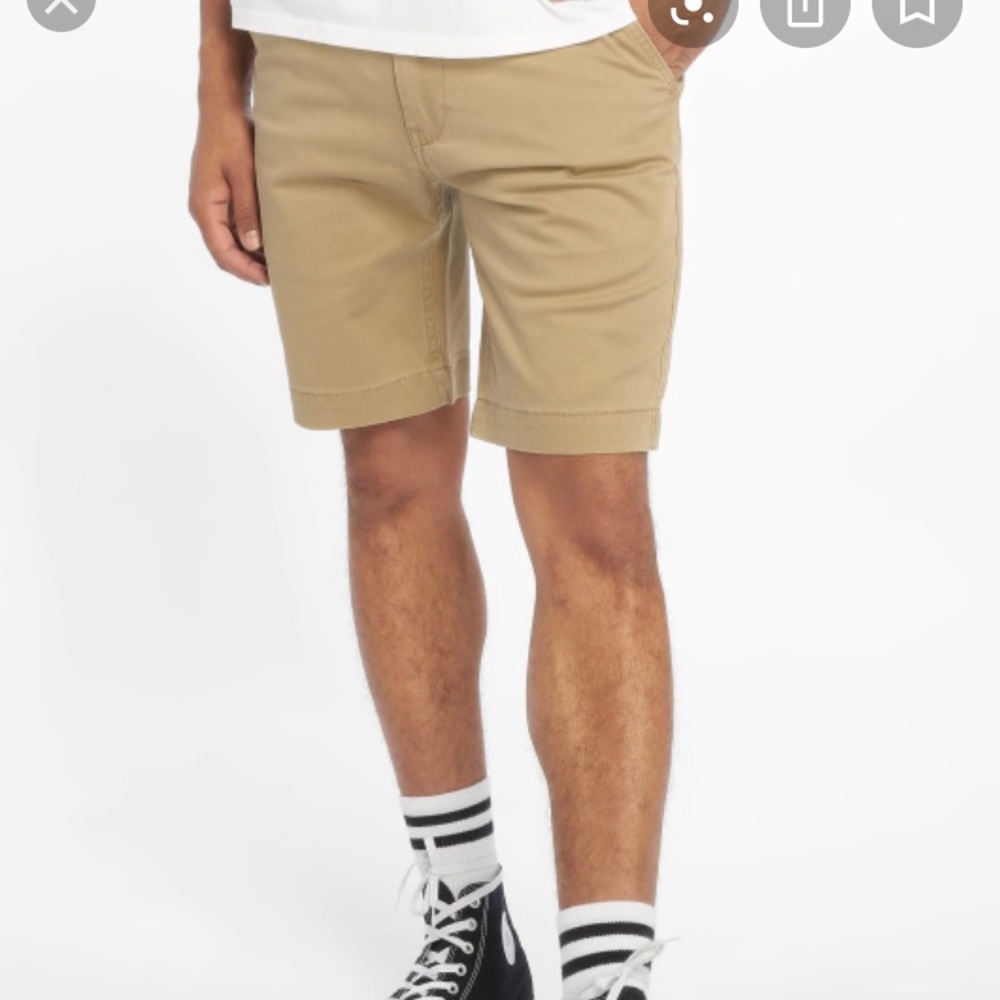 Volcom khaki shorts